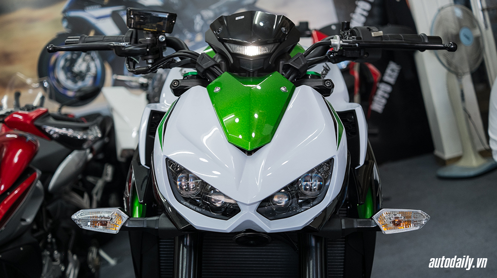 Kawasaki Z1000 2016 giá gần 400 triệu tại Việt Nam
