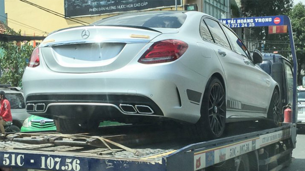 Mercedes C63S Edition 1 đầu tiên về Việt Nam.