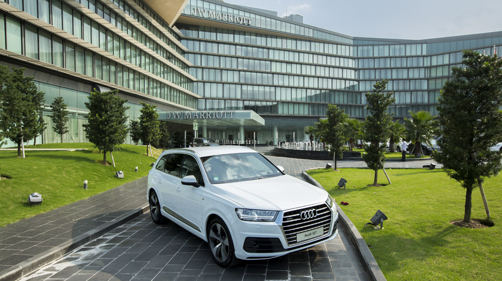 Audi mang cặp đôi “hàng hot” đến VIMS 2015