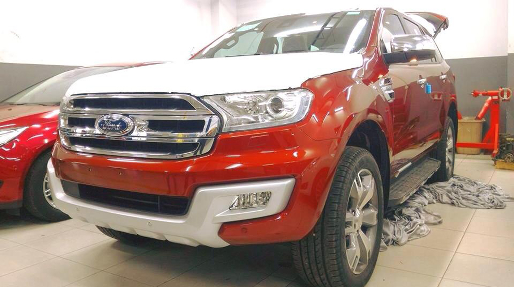 Ford Everest 2015 thuộc phiên bản Titanium 4x4