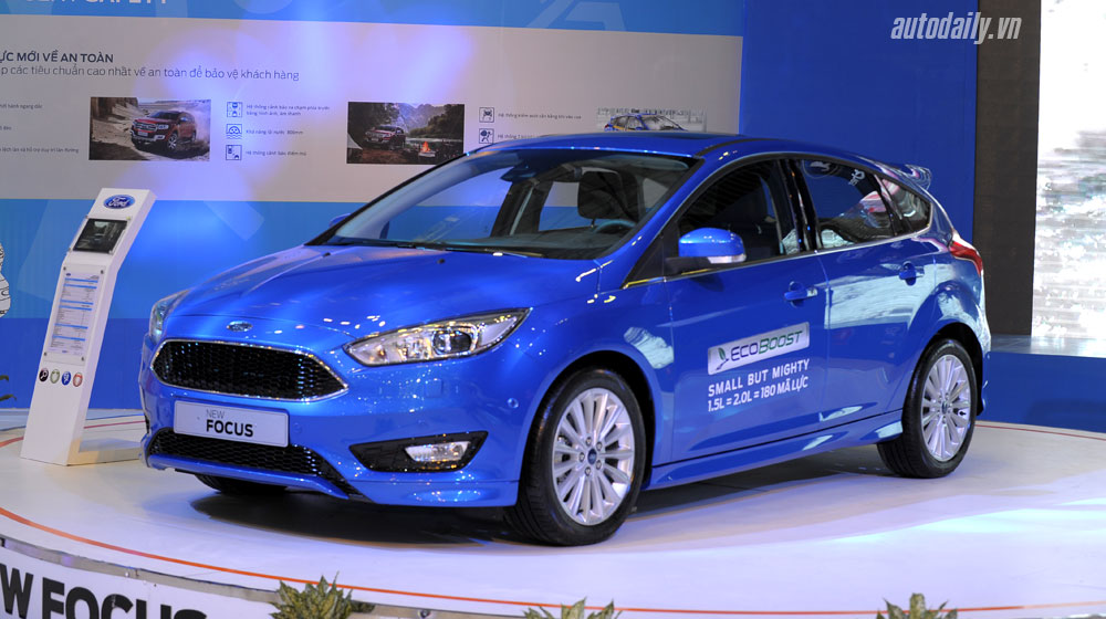 Ford Focus mới ra mắt thị trường Việt, giá 799 triệu đồng