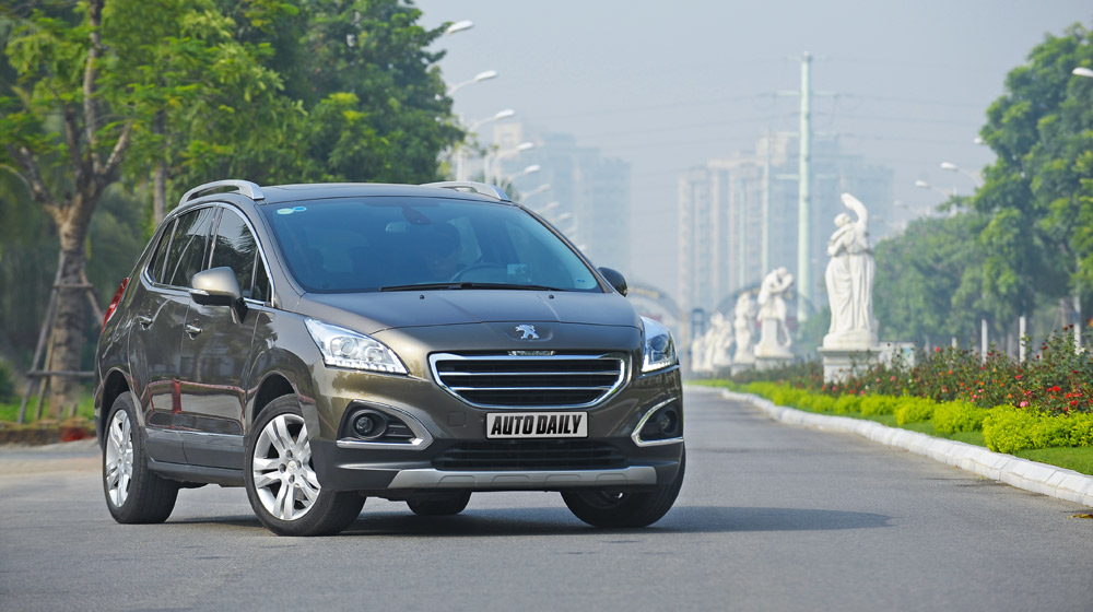 Peugeot 3008 đi 100km hết 6,5L xăng