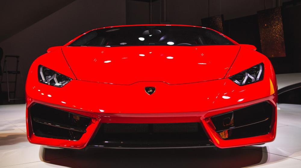 Chi tiết siêu bò giá rẻ Lamborghini Huracan LP580-2 vừa ra mắt