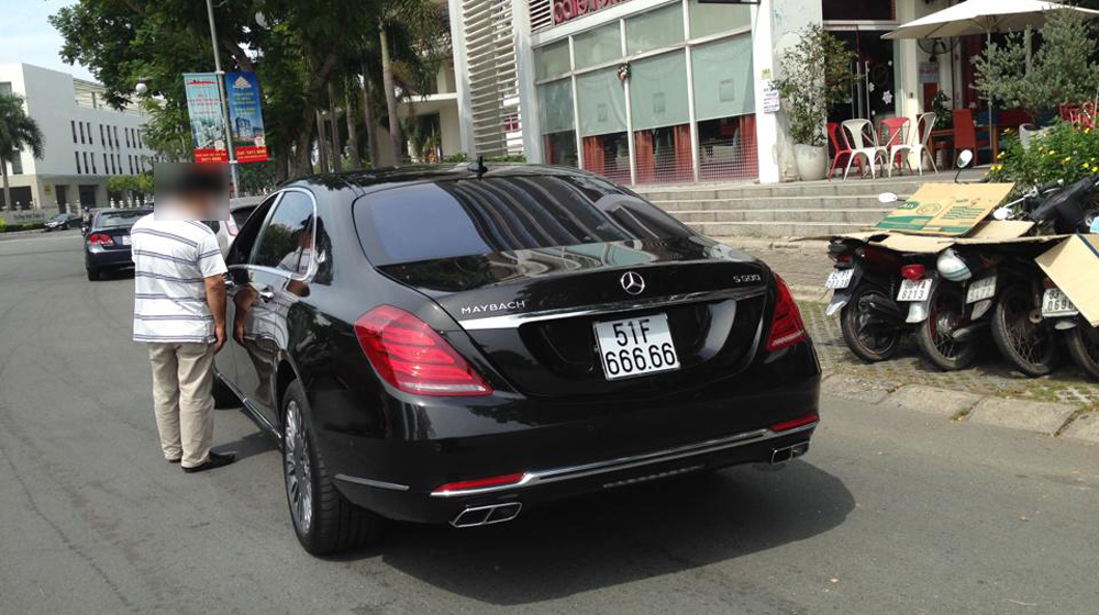 maybach%20bi%E1%BB%83n%20gi%E1%BA%A3%20(4).jpg