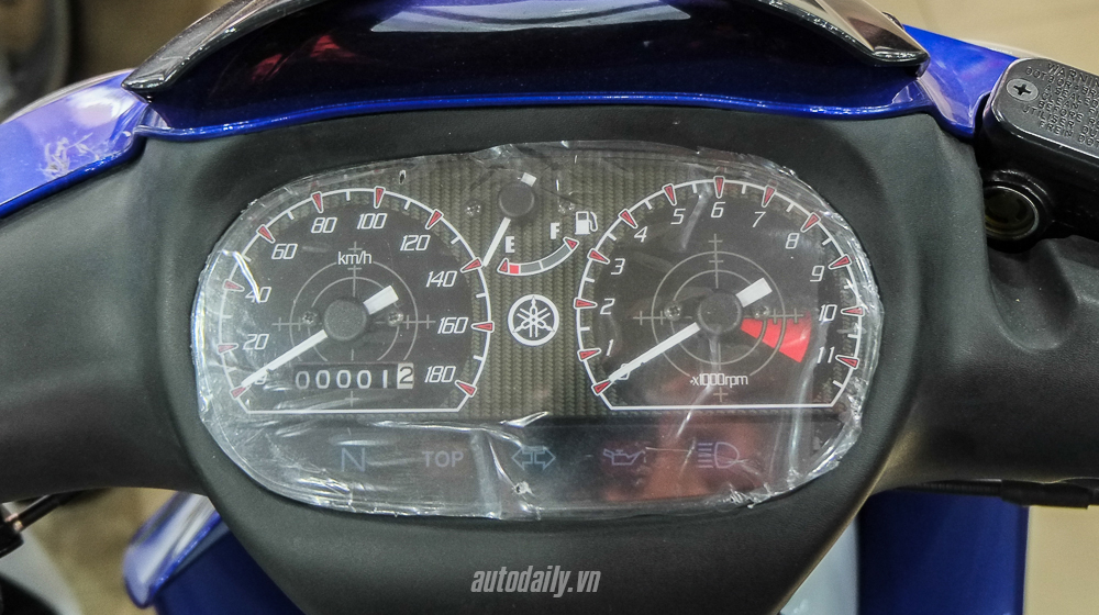 Chi tiết Yamaha 125ZR 2015 tại Việt Nam Yamaha_Z125R_2015 (34).jpg