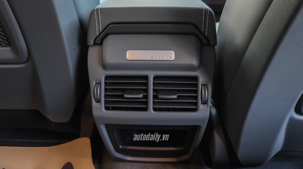 Cận cảnh Range Rover Evoque Kahn tại Việt Nam Range_Rover_Evoque_Kahn (18).jpg