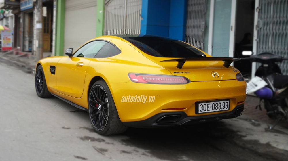 mercedes%20AMG%20GT%20S%20(7).JPG