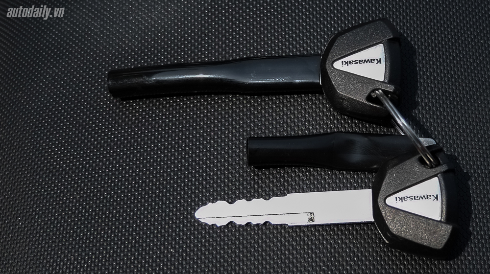 Xem chi tiết Kawasaki Versys 650 ABS 2016 tại Việt Nam Kawasaki_Versys650_ABS_2016 (12).jpg