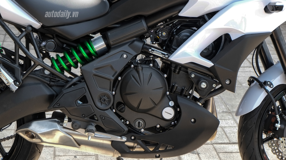 Xem chi tiết Kawasaki Versys 650 ABS 2016 tại Việt Nam Kawasaki_Versys650_ABS_2016 (15).jpg