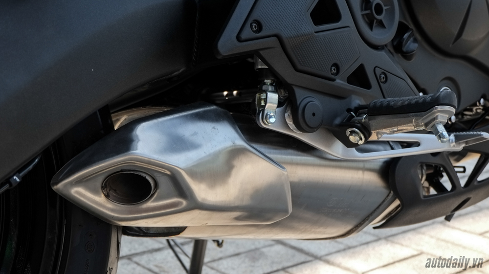 Xem chi tiết Kawasaki Versys 650 ABS 2016 tại Việt Nam Kawasaki_Versys650_ABS_2016 (17).jpg