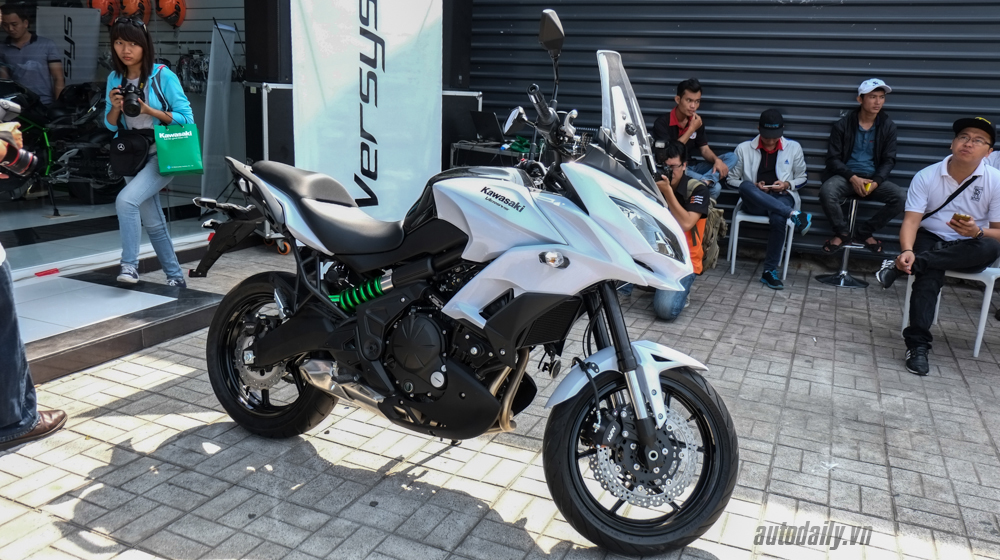 Kawasaki_Versys650_ABS_2016%20(9).jpg