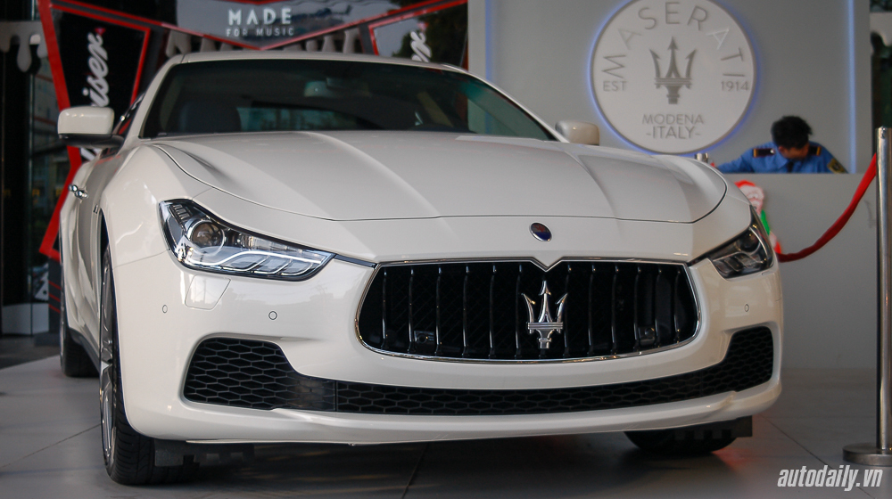 Maserati_Ghibli (3).jpg