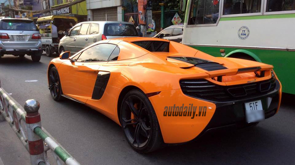 mclaren%20650S%20(4)%20copy.jpg