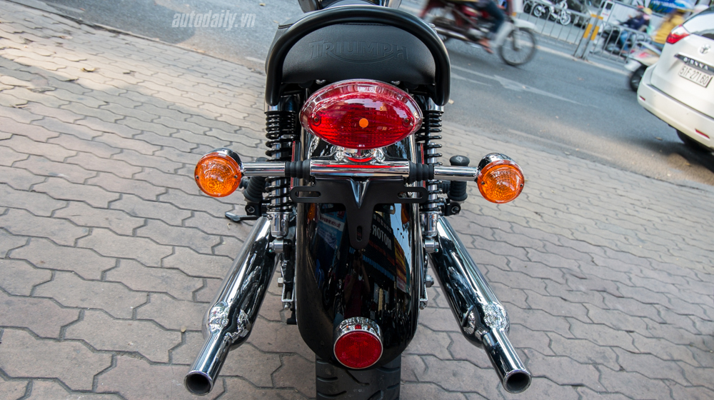 Xem ảnh chi tiết Triumph Bonneville T100 2016 đầu tiên tại Việt Nam Triumph_Bonneville_T100_2016 (14).jpg