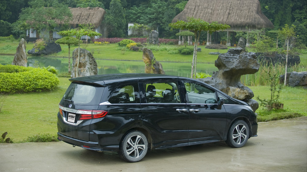 Honda Odyssey 2016 (3).jpg