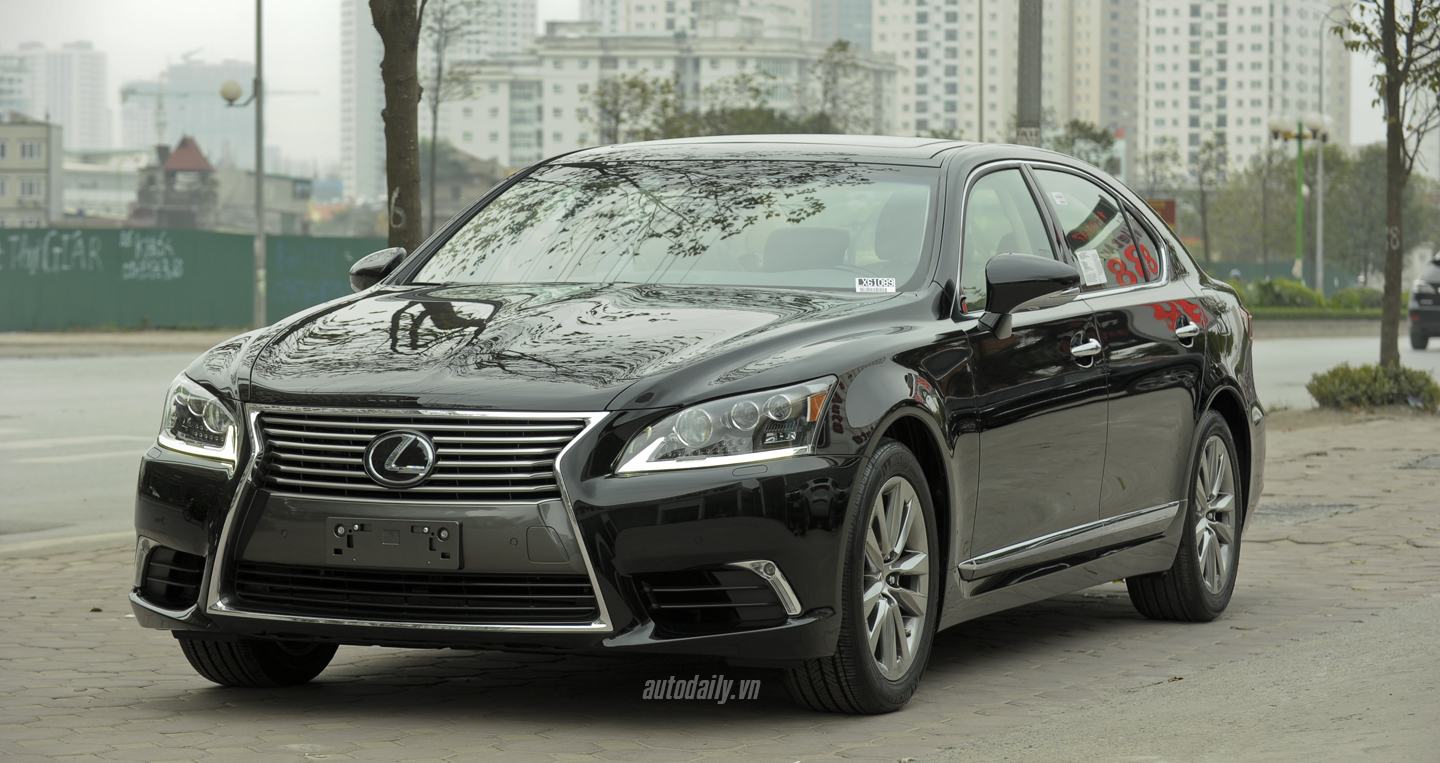 Lexus%20LS460L%202016%20(14).jpg