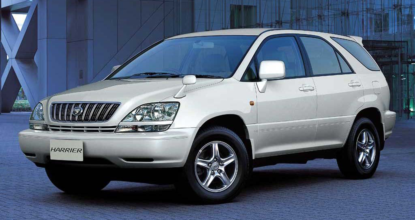 Toyota-Harrier%20copy.JPG