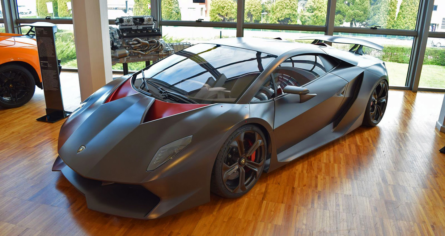 Lamborghini-museum-40%20copy.jpg