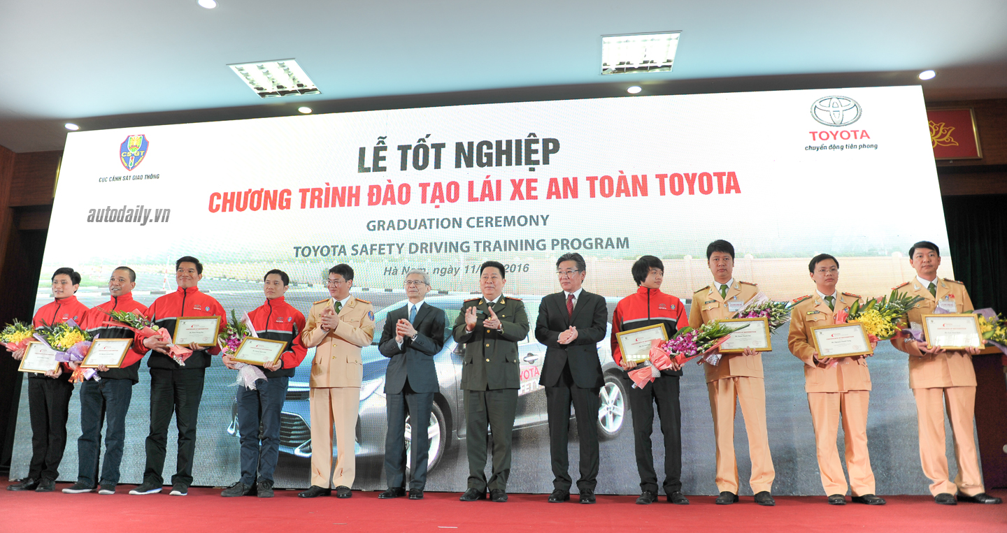 toyota%20vn.jpg2.jpg