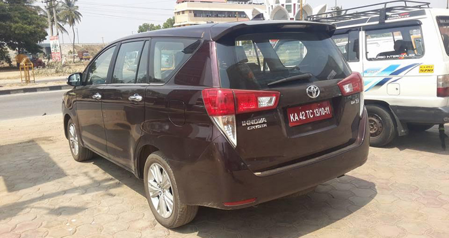 Toyota-Innova-Crysta-rear-spied-in-Bangalore.jpg