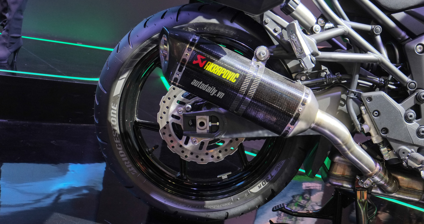 Xem thêm ảnh Kawasaki Versys 1000 ABS 2016 Kawasaki_Versys1000_ABS_2016(14).jpg