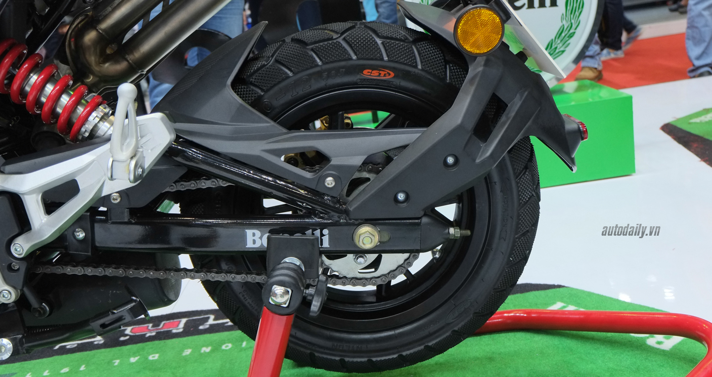 Xem thêm ảnh Benelli Naked T-135 Benelli_TNT_Naked_T135 (10).jpg