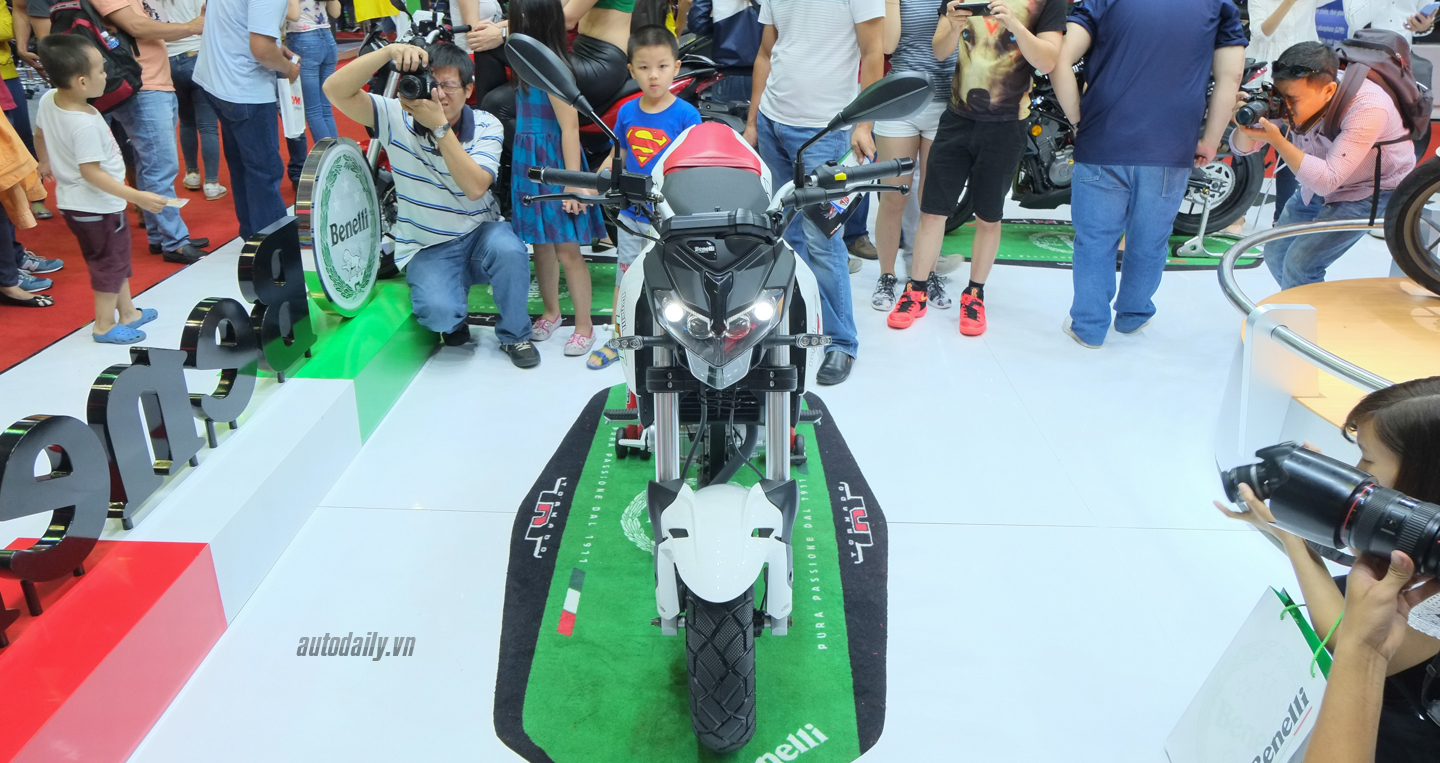 Xem thêm ảnh Benelli Naked T-135 Benelli_TNT_Naked_T135 (16).jpg