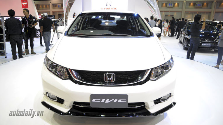 Bán Honda Civic 18AT 2014