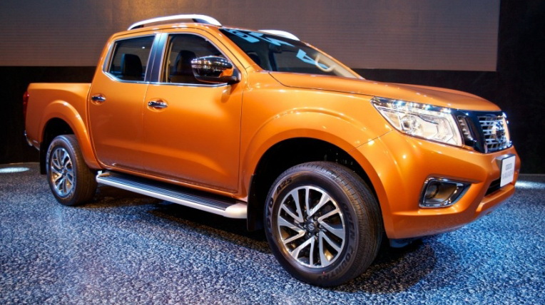 Nissan Navara 2015 có giá bán công bố từ 645 triệu đồng tại Việt Nam