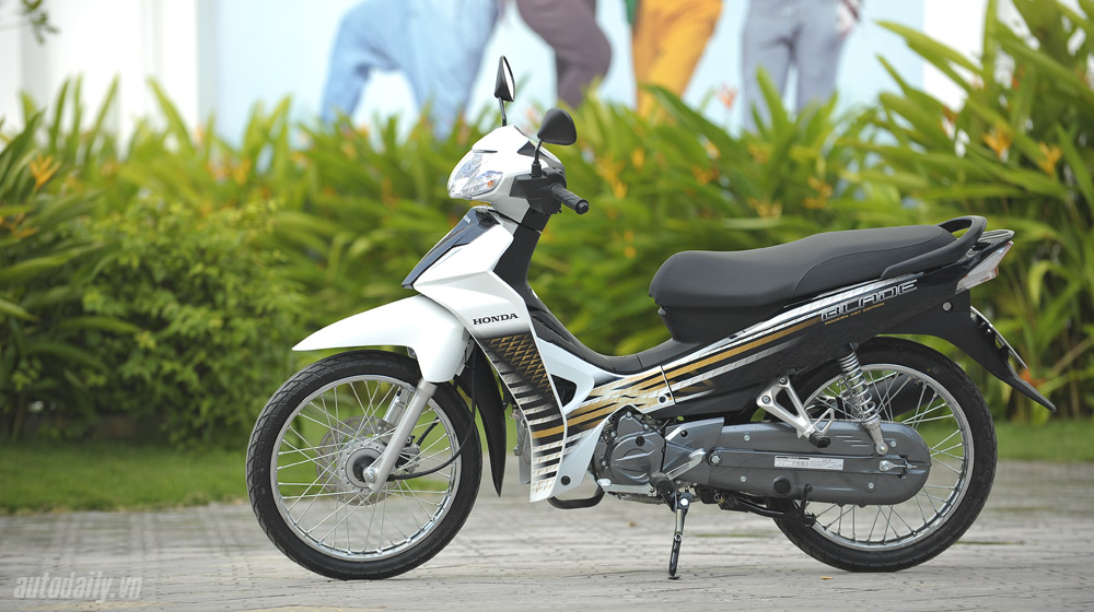 Honda Việt Nam tung khuyến mại khủng cho khách mua xe máy dịp cuối năm
