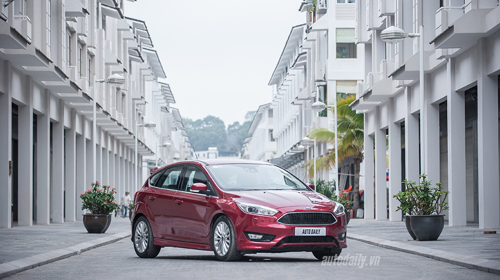 Ford Focus 2015 review  CarsGuide
